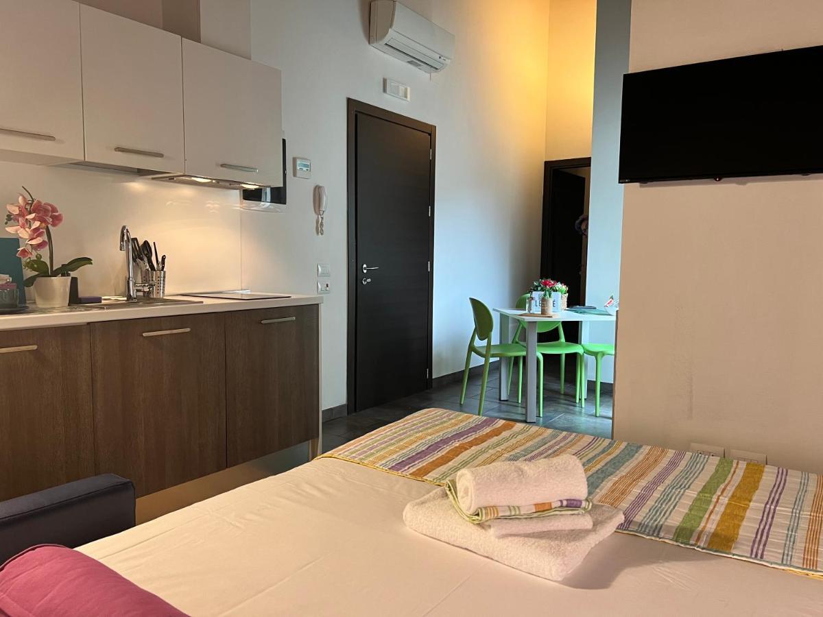 Bnbook Residence Matteotti Novara Eksteriør billede